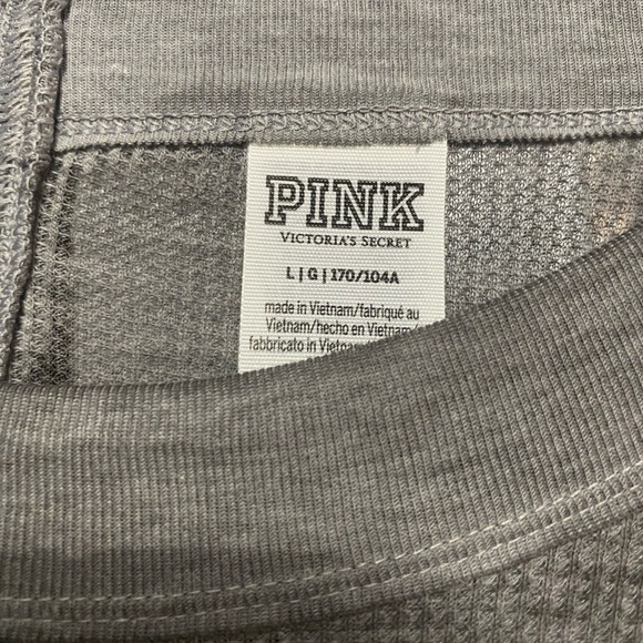 Top - Picture 2 of 3